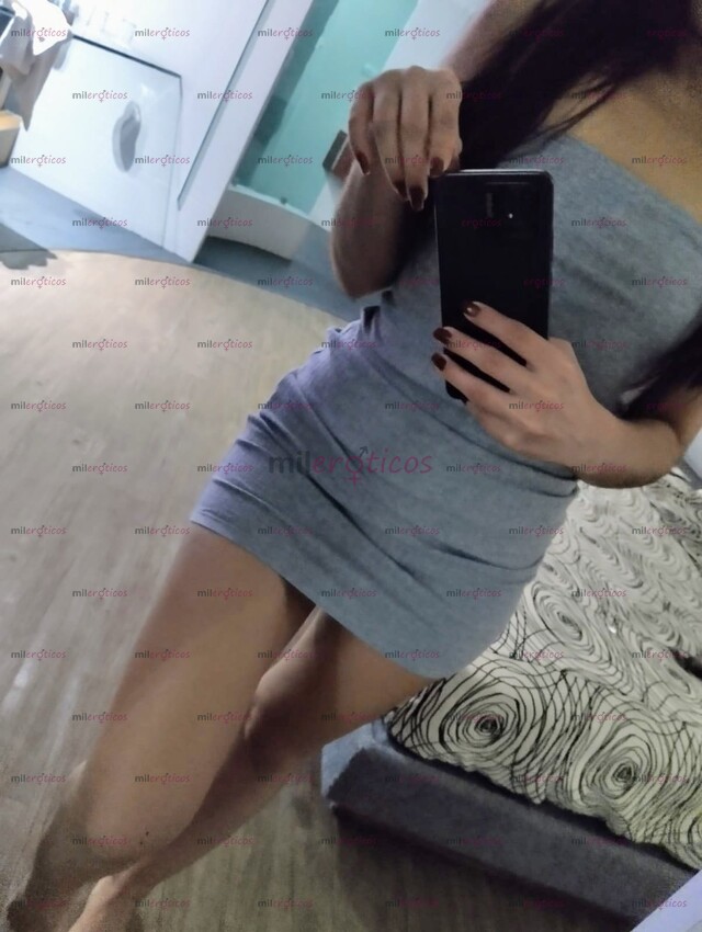 FOTOS DE PAU JOVENCITA, APRETADITA, DELGADITA CON CARA BONITA