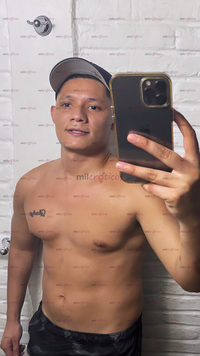 FOTOS DE HOMBRE SERIO VARONIL COLOMBIANO VERGA GRANDE Y GRUESA BIEN DURA