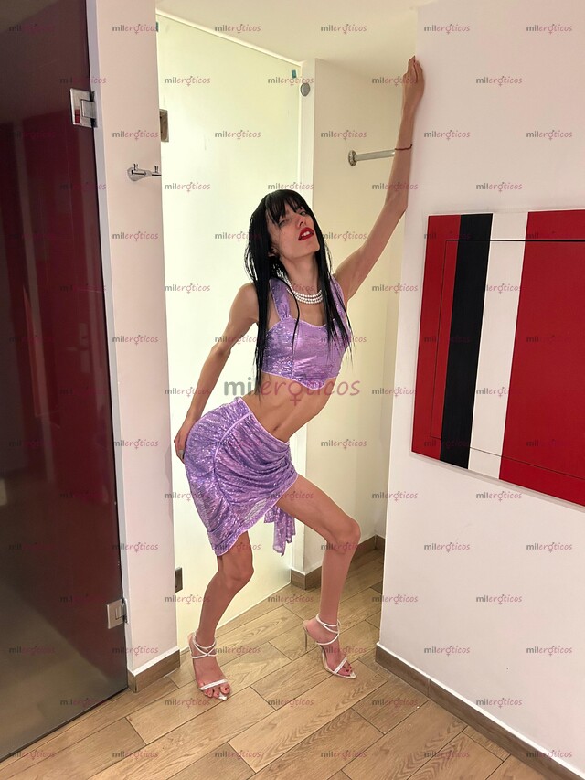 FOTOS DE SOY KOTONOHA JEAN KATSURA BADILLO GÓMEZ. SÚPER JOVEN Y EDUCADA.