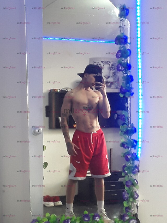 FOTOS DE ALEJANDRO EN LA CIUDAD POCOS DÍAS MASAJISTA VERGON LECHERO CON SITIO PRIVADO