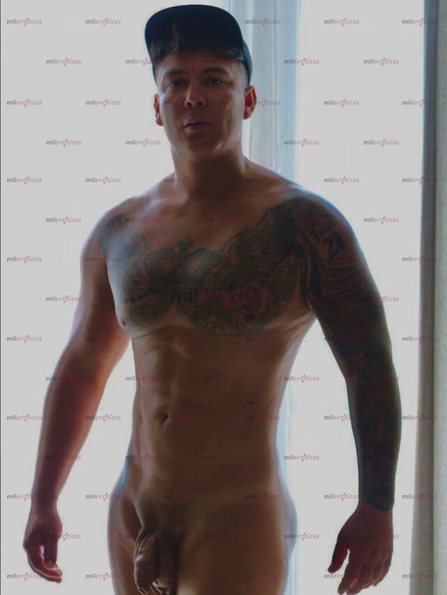 FOTOS DE DIONICIO LATINO CALIENTE SEXI Y DOTADO DISFRUTA DE UN VERDADERO SEXO