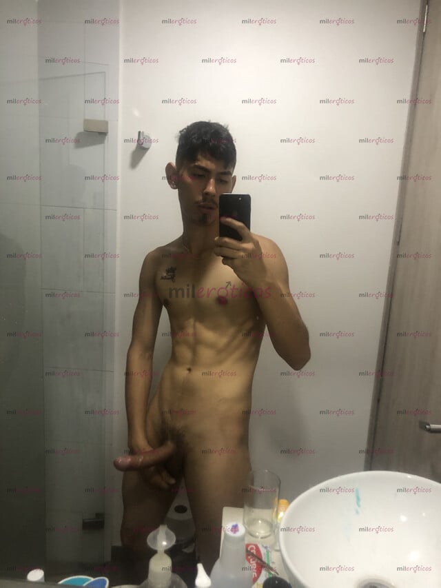 FOTOS DE RECIÉN LLEGADO POLLO LATINO FULL CALIENTE CON CUERPO DE FITNESS EXCLUSIVO