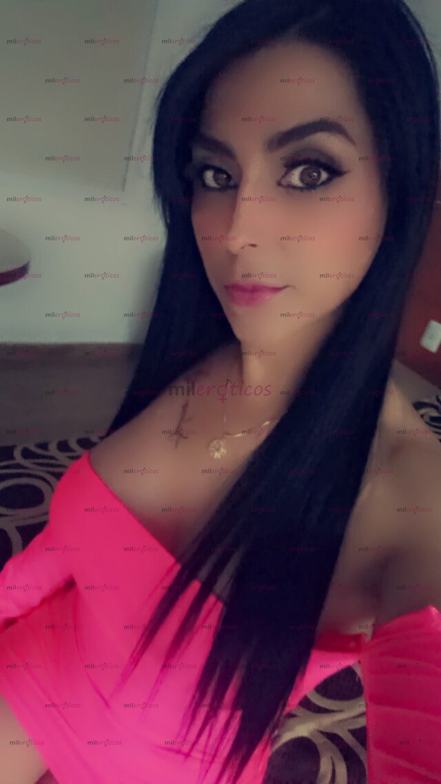 FOTOS DE ÚNICO DÍA ANGIE DE REGRESO , LA DIOSA TRANS DE LAS MÁS BELLAS DEL PORTAL.