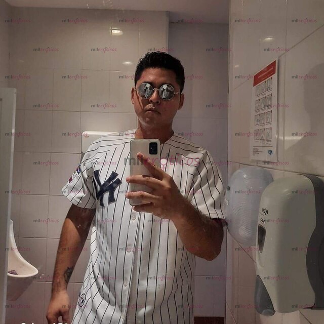 FOTOS DE PONTE CÓMODO(A)DISFRUTA DE DONDE ME PODRÁS VER TOTALMENTE DESNUDO CON LA VERGA B