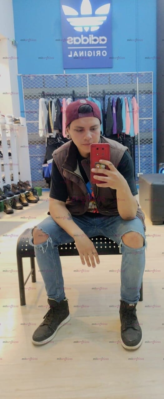 FOTOS DE MAN CARISMATICO Y DIVERTIDO, SERIO Y DISCRETO HABLEMOS QUE PUEDE PERDER?