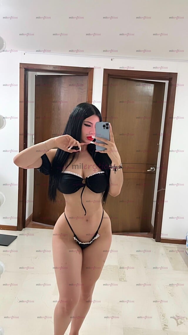 FOTOS DE HOLA MI AMOR, SOY MELANI, UNA CHICA MUY ARDIENTE EN BUSCA DE UN HOMBRE, HÁBLAME