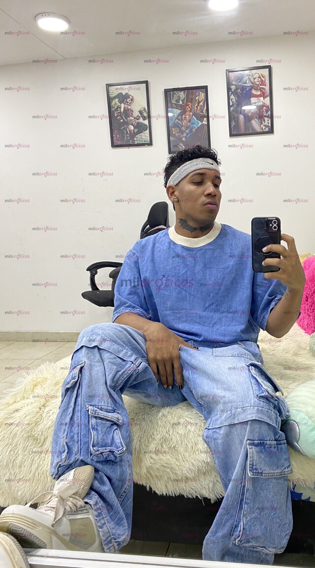 FOTOS DE BISEXUAL, MORENO, TATUADO, VERGA GRUESA, AMANTE AL BDSM, VEN Y TE HAGO MI PERRA