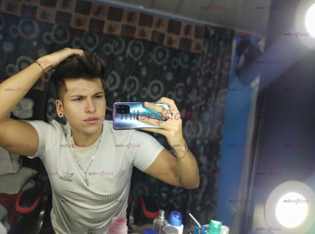 FOTOS DE YONNY EL MÁS ATRACTIVO EN TU ZONA CON APARTAMENTO PRIVADO TODO TERRENO YA