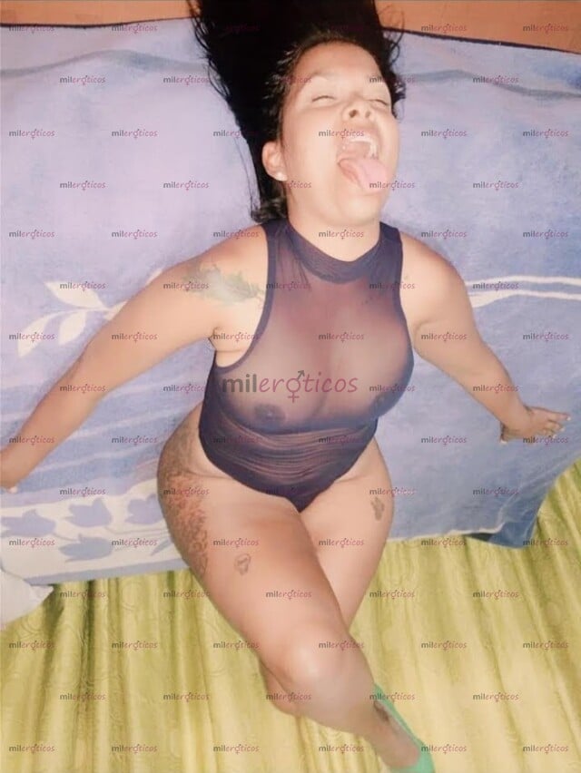FOTOS DE NO IMPORTA EL TAMAÑO SOY LA DIOSA DEL ANAL METELO TODO!!!