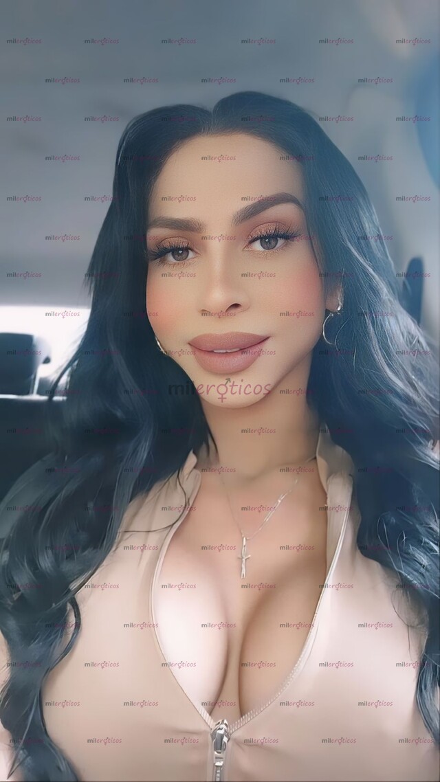 FOTOS DE LOS MEJORES MASAJES ERÓTICAS Y RELAJANTE CON ESTA HERMOSA CHICA TRANS