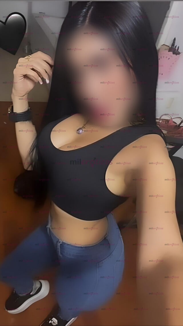 FOTOS DE KARLA PAISA TRAVIESA, DESCOMPLICADA, DE MENTE ABIERTA DISPUESTA A COMPLACERTE BB