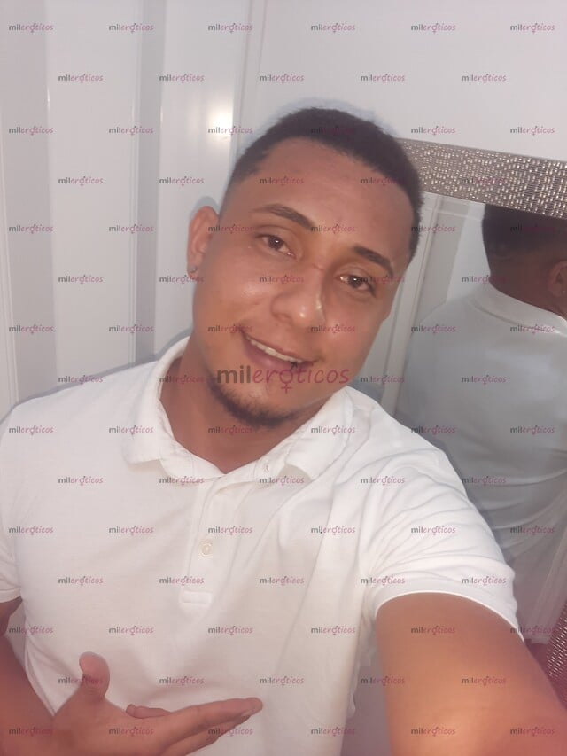 FOTOS DE SOY UN CHICO MUY ARRECHO ME GUSTA MUCHO LA ADRENALINA SOLO CON MUJERES Y PAREJAS