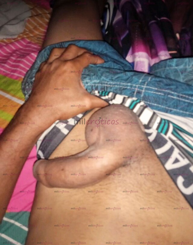 FOTOS DE TU MORENITO COMPLACIENTE, HONESTO, SINCERO, CALIENTE