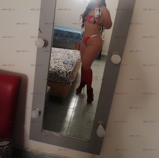 FOTOS DE VIVIANA MASAJISTA CERTIFICADA NALGONA CADERONA CUENTO CON LUGAR COMODO DISCRETO