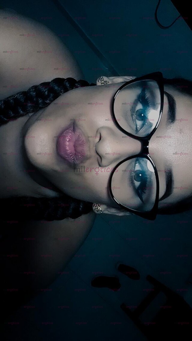 FOTOS DE EXPERTA EN MASAJES EROTICOS CON FINAL FELIZ. SOY KARLY SCORT VIP