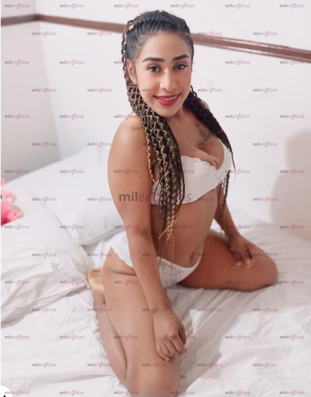 FOTOS DE DANIELA HERMOSA MORENA NALGONA MUY ARDIENTE. ORAL VAGINAL Y ANAL