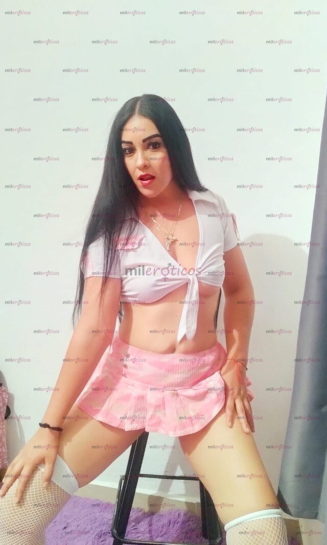 FOTOS DE HERMOSA Y SUCULENTA LO QUE BUSCAS AMOR SOY TODA UNA LEONA EN LA CAMA