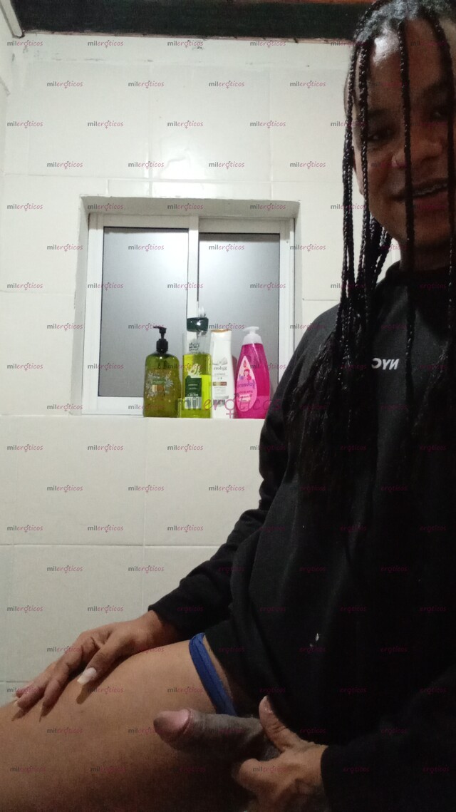 FOTOS DE SOY AXEL, UN CHICO COMPLASIENTE , VERSÁTIL , ARDIENTE