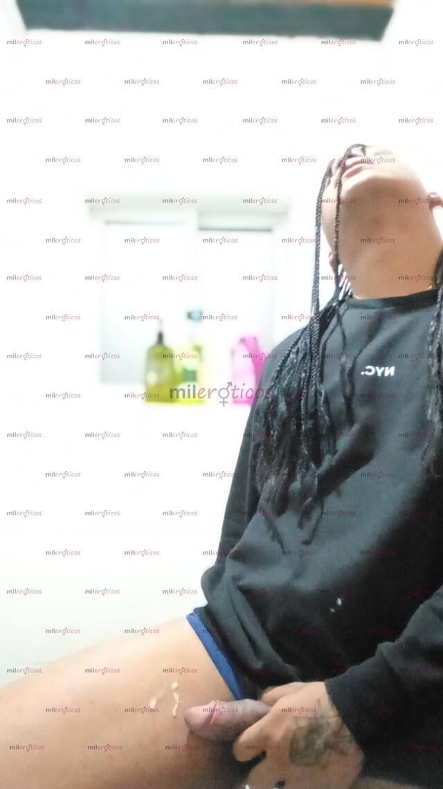 FOTOS DE SOY AXEL, UN CHICO COMPLASIENTE , VERSÁTIL , ARDIENTE