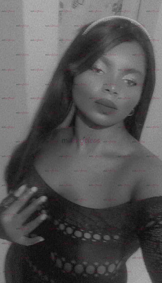 FOTOS DE MORENITA FULL COMPLACIENTE COM GANAS DE MAMARLO DURO Y SU ABE