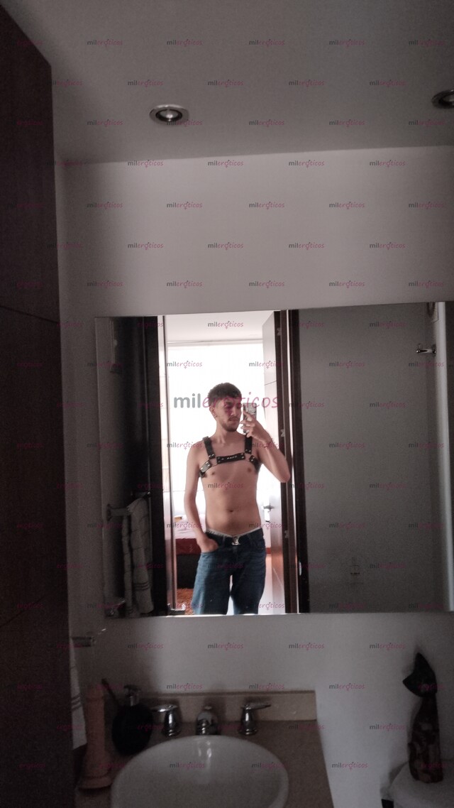 FOTOS DE JOVEN MACHITO CON GANAS DE SALIR EN BOGOTÁ