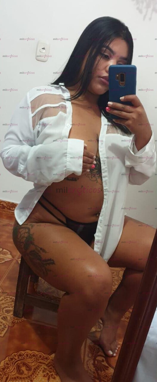 FOTOS DE HERMOSA CHICA VOLUPTUOSA, CALIENTE Y CON GRANDES TETAS