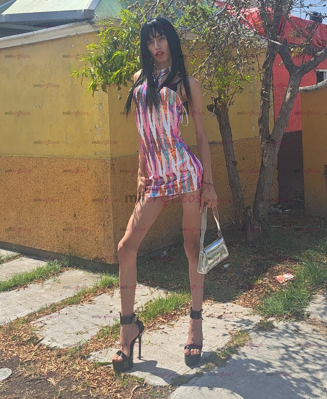 FOTOS DE NIÑA. ME ENCANTA MUCHO EXPLORAR EL EROTISMO AMO LOS CUERPOS PAPI