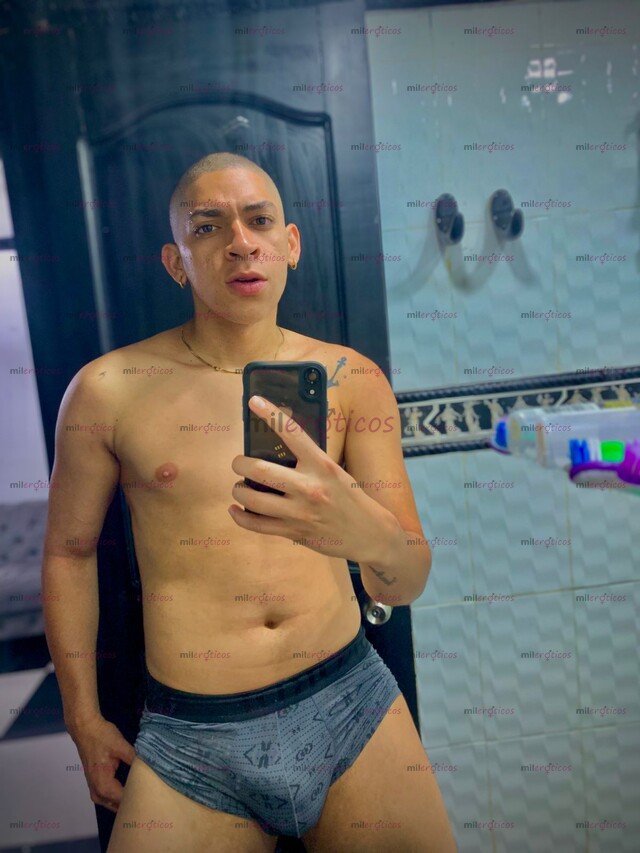 FOTOS DE POLLO DE LUJO, VERSÁTIL,MORBOSO, ARRECHO, LECHERO, DULC3RO,COMPLACIENTE