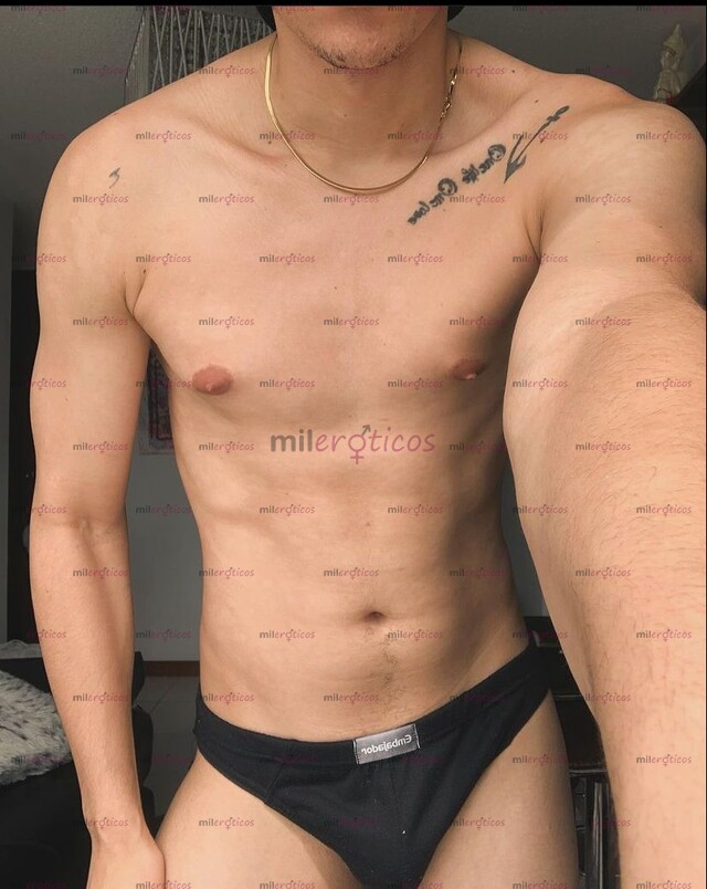 FOTOS DE POLLO DE LUJO, VERSÁTIL,MORBOSO, ARRECHO, LECHERO, DULC3RO,COMPLACIENTE