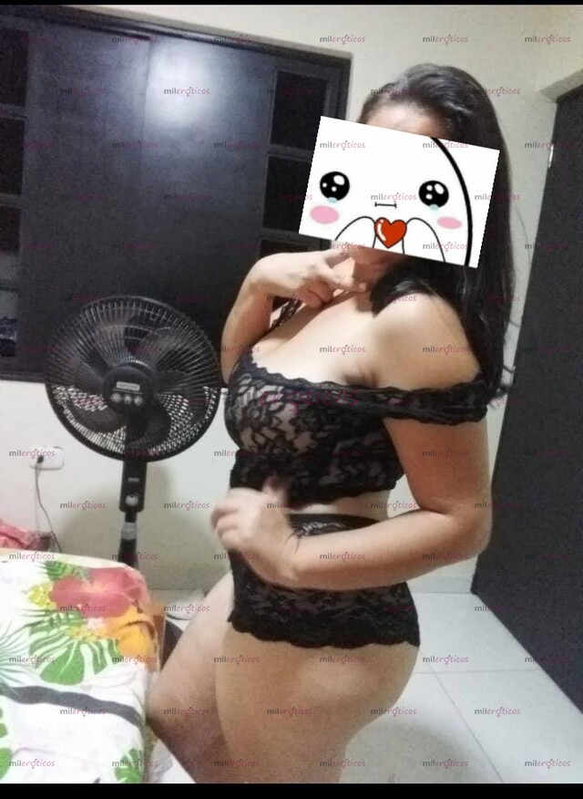 FOTOS DE CHICA SEXY, TETAS GRANDES Y NATURALES, CON GANAS DE EXPERIMENTAR NUEVAS COSAS