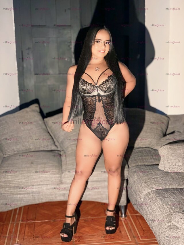 FOTOS DE ME ENCANTA EL SEXO ORAL SOY UNA COLOMBIANA CALIENTE