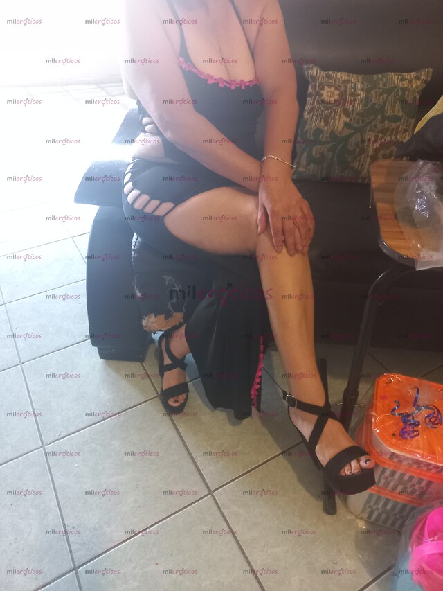 FOTOS DE SONY COMPLACIENTE MADURITA CADERONA Y PIERNONA