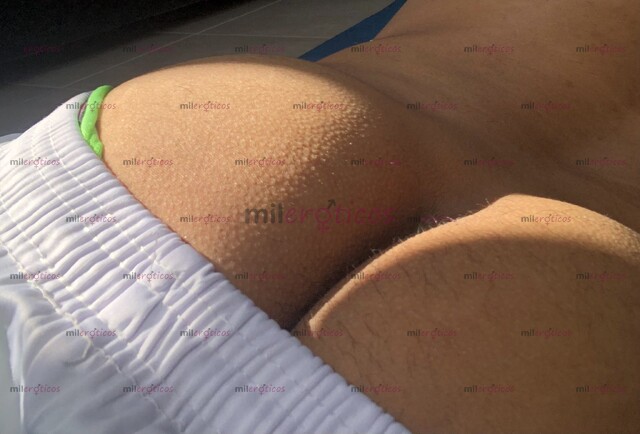 FOTOS DE JOVEN VERSÁTIL DELGADO Y MORENO LAS 24 7