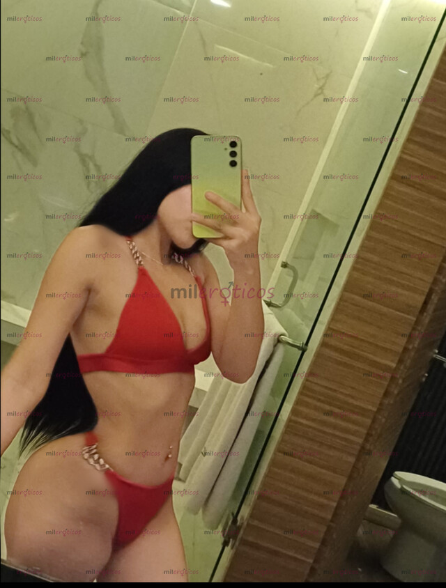 FOTOS DE SOFI DELGADITA NALGONA , SÚPER DISCRETA Y CALIENTE