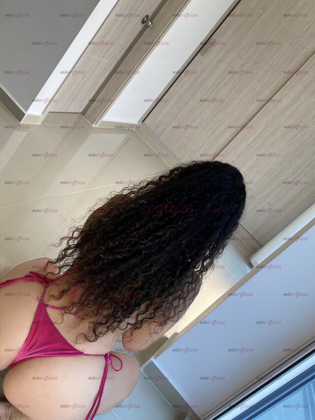 FOTOS DE MARCELA HERMOSA CRESPA DISPUESTA A COMPLACERTE