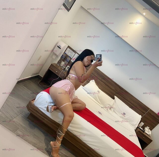 FOTOS DE TE VOY A DESLECHAR CON UNOS RICOS SENTONES TE VA A ENCANTAR COMO ME MUEVO