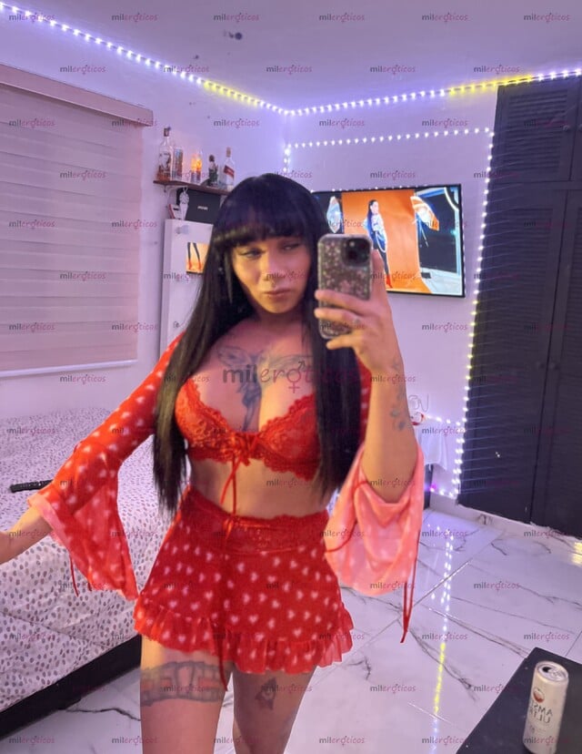 FOTOS DE PARTY TONIGHT ! FUCK ME MY ASS ! DISPONIBLE ! BIG ASS AND DELICIUOS TRANNY!