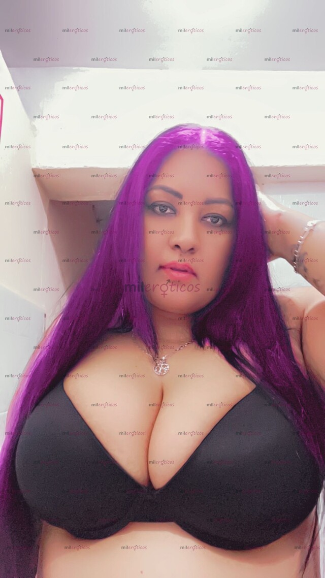 FOTOS DE LUCYBELL CHICA CURBY 40D CANDENTE DISPUESTA A COMPLACERTE