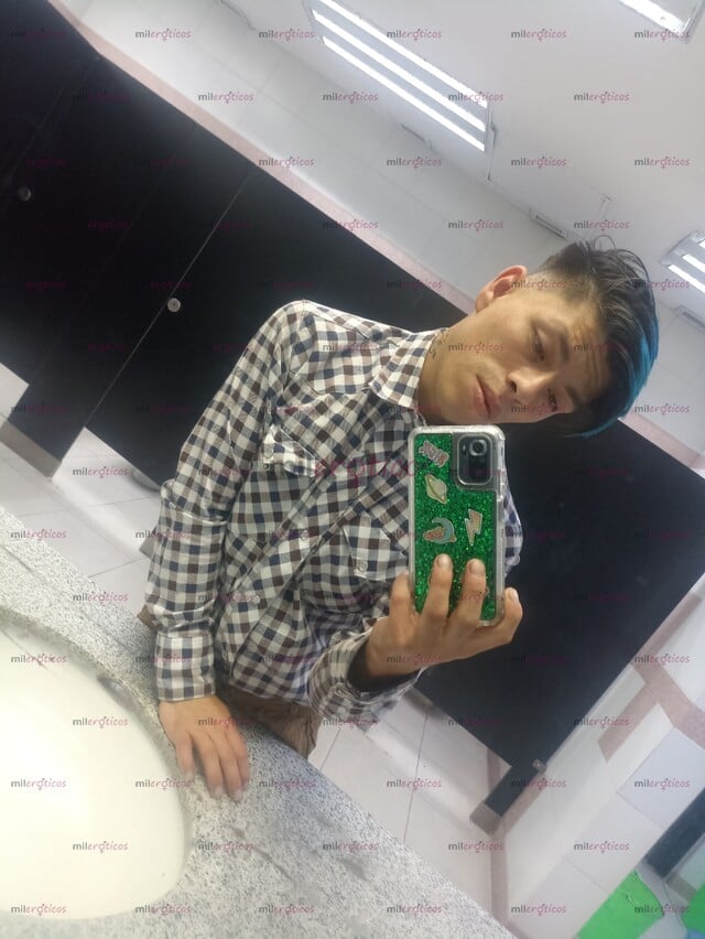 FOTOS DE CHICO TWINK 23 AÑOS DE EDAD CON 18 CM DE VERGA GRANDE GRUESA
