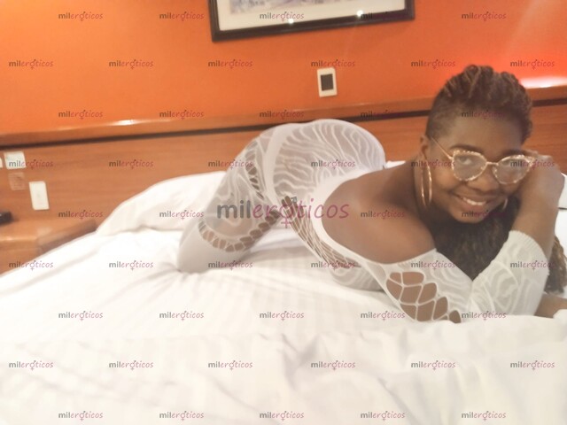 FOTOS DE PROMOCION CALIENTE CON UNA COLOMBIANA SÚPER CALIENTE!