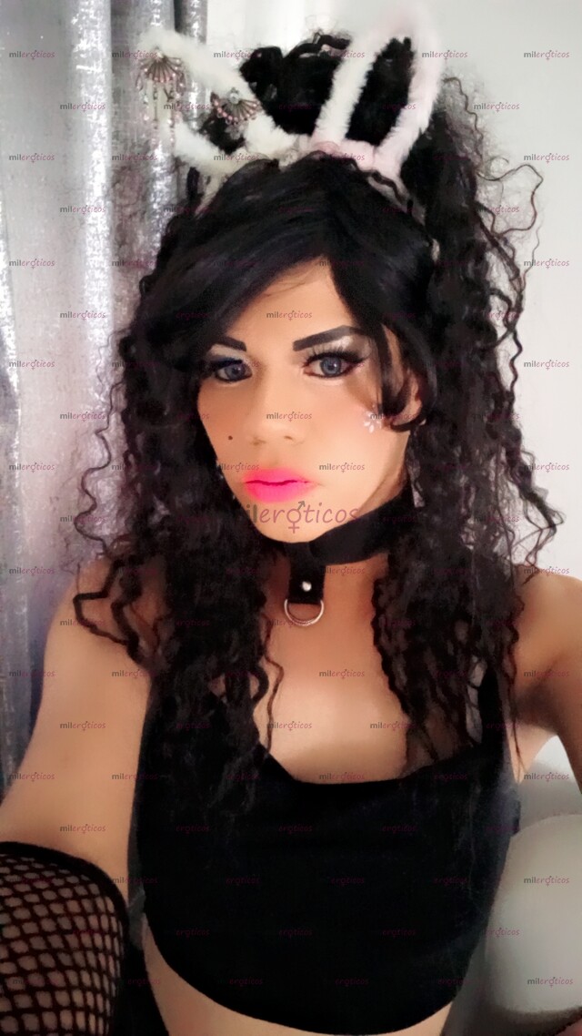 FOTOS DE TRAVESTY MANICA FEMENINA CON LUGAR CENTRICO