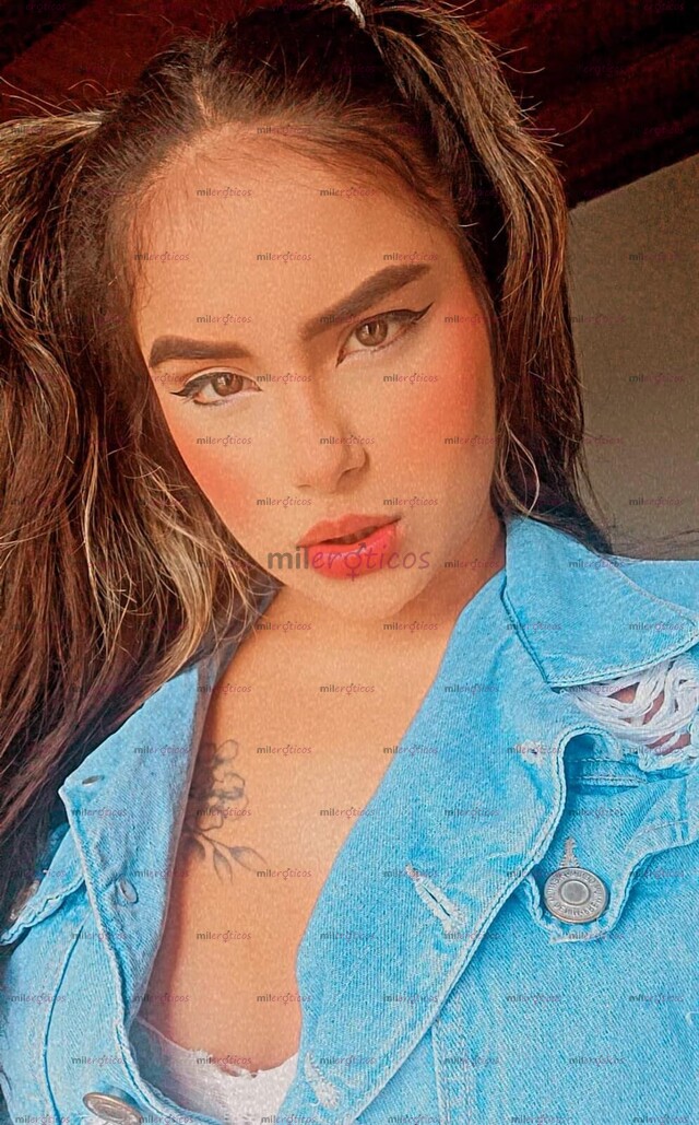 FOTOS DE HOLA MIS AMORES SOY DANIELITA TETONA CON UNA LINDAA CURVA APACIONADA CALIENTE