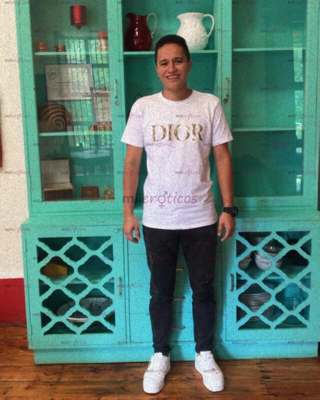 FOTOS DE ESTE PAPI PAISA ESTÁ DISPUESTO A COMPLACERTE EN TODO LO QUIERAS