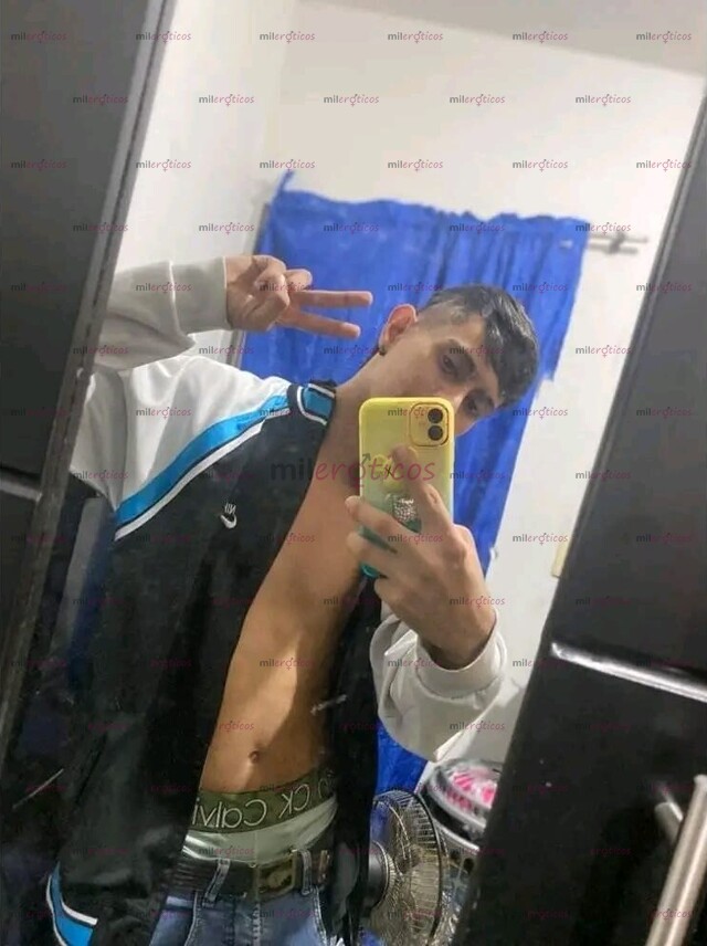 FOTOS DE BRIAN, 22 AÑOS... FULL ARRECHO LECHERO VÉRSATIL 19 CM