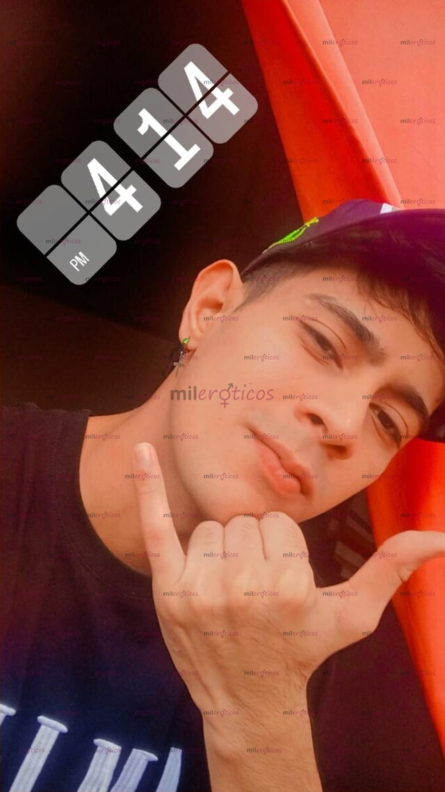 FOTOS DE BRIAN, 22 AÑOS... FULL ARRECHO LECHERO VÉRSATIL 19 CM