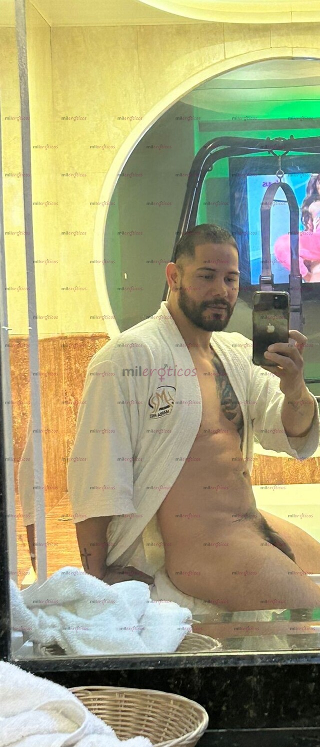 FOTOS DE AARON GUAPO MACHO VARONIL EXPERIMENTADO COMPLACIENTE