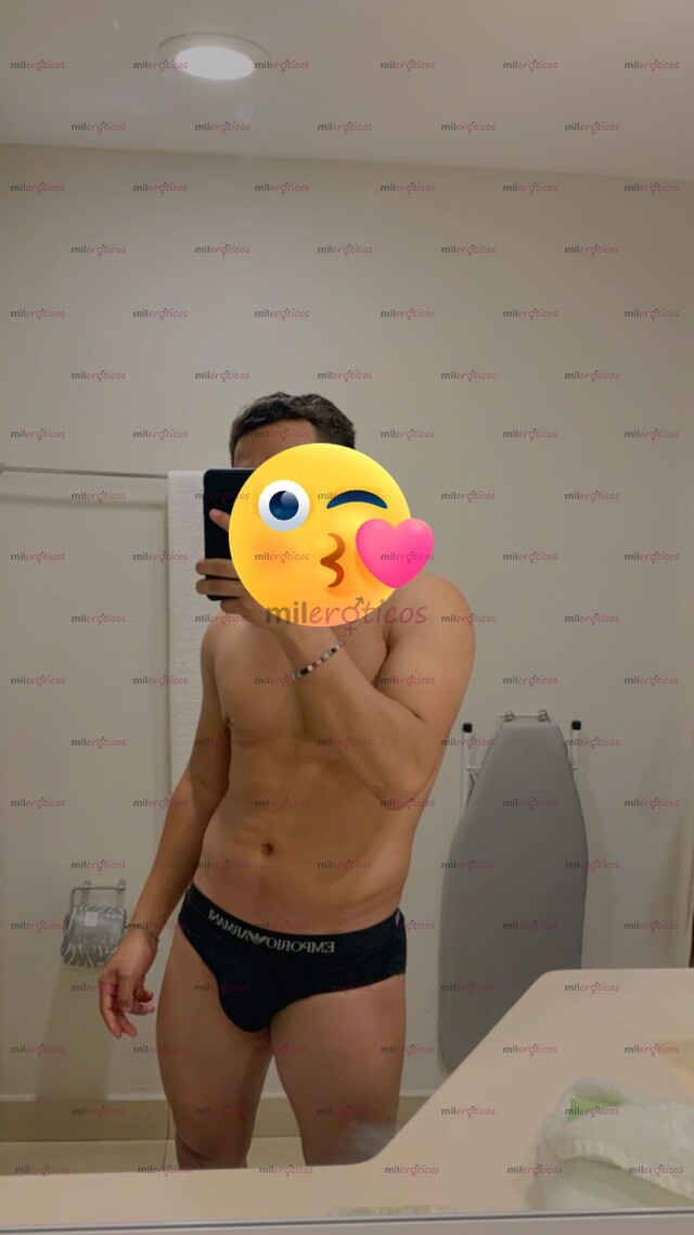 FOTOS DE DISCRETO CON LUGAR, CON LENCERIA O SIN ELLA SOY PASIVO