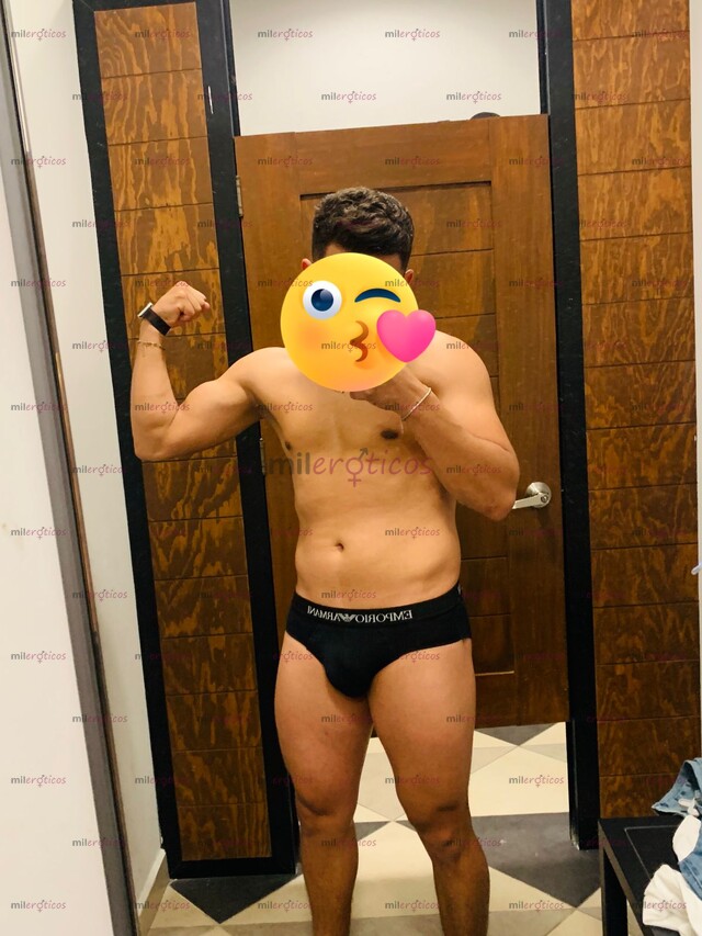 FOTOS DE DISCRETO CON LUGAR, CON LENCERIA O SIN ELLA SOY PASIVO