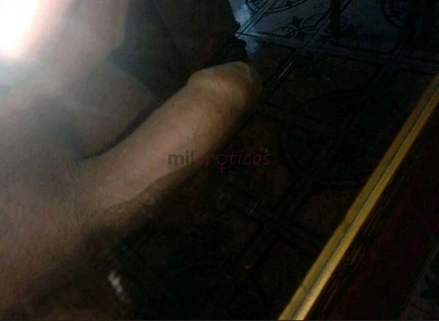 Atendo homens e casais realizo viagens chamada de video e pack videosgostode ser direito mas tambem gosto de ser muito discreto com meus clientes o si...