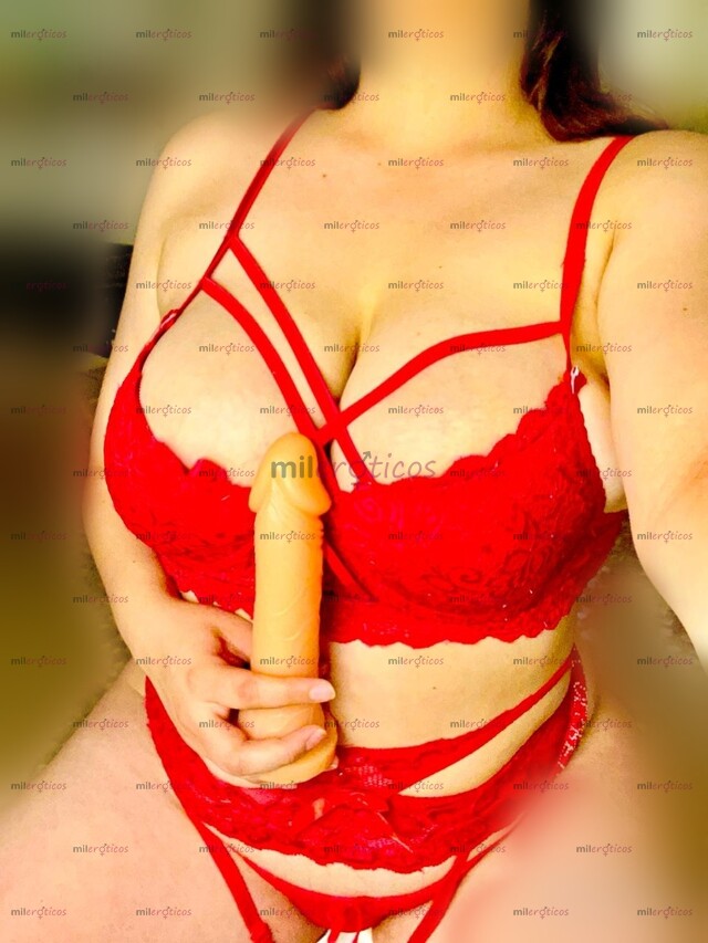 FOTOS DE MIA CACHONDA CHICHONA DISFRUTA DE MIS BUBIS 36DD